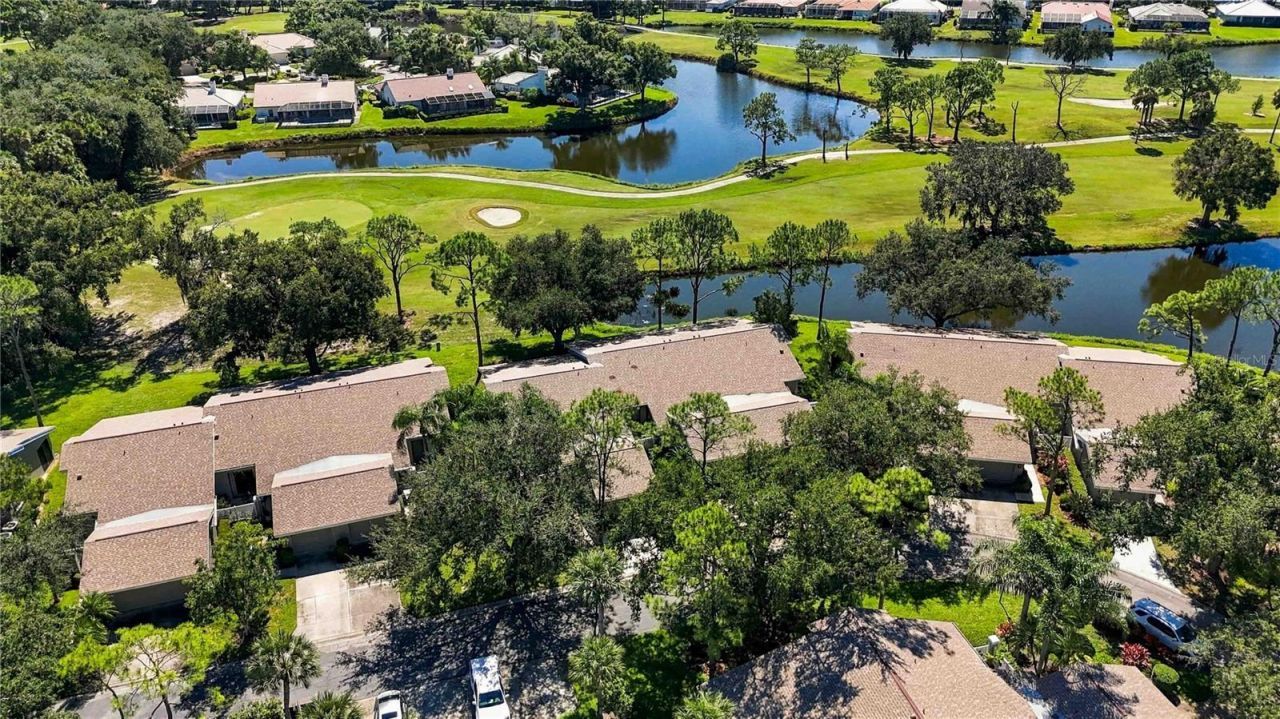 5480 Hampstead Heath, Unit 14, Sarasota, FL 34235 Photo
