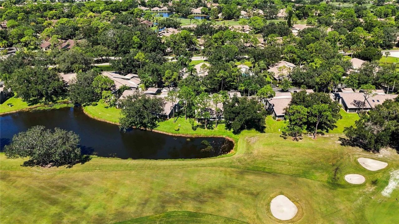 5480 Hampstead Heath, Unit 14, Sarasota, FL 34235 Photo