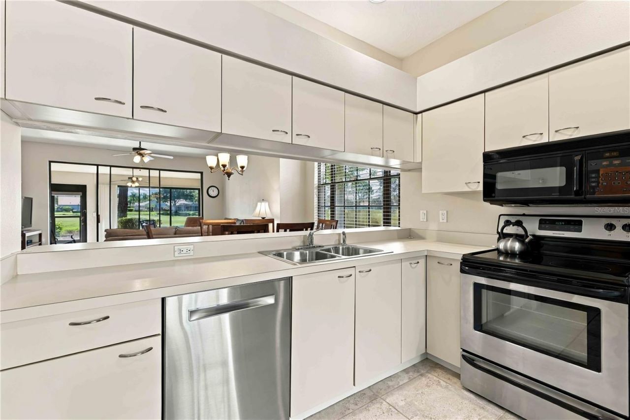 5480 Hampstead Heath, Unit 14, Sarasota, FL 34235 Photo