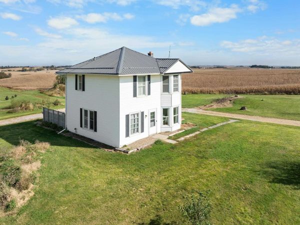 2035 Ridge Road, Traer, IA 50675