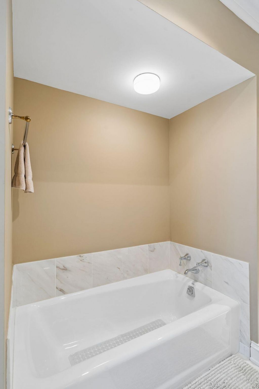 20 Boyces Wharf Photo 61