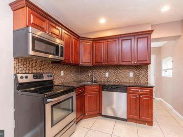2017 N GRATZ STREET, PHILADELPHIA, PA 19121