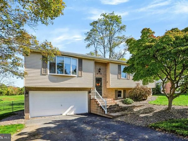 4924 JANELLE DRIVE, HARRISBURG, PA 17112