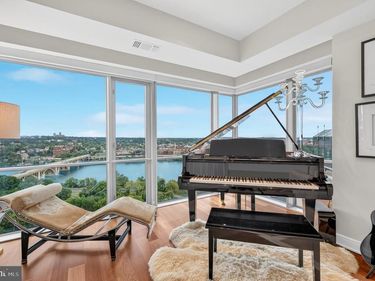 1111 19TH STREET N, Unit 2401, ARLINGTON, VA 22209