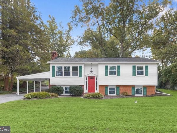 6015 FAIRFIELD LANE, SYKESVILLE, MD 21784
