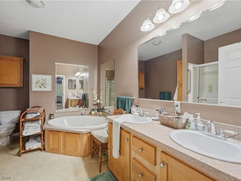 4433 Trail Head Circle NW, Massillon, OH 44647 Photo 16