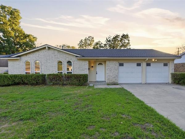621 NW Barbara Lane, Burleson, TX 76028