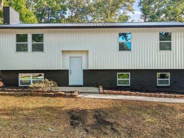 8401 Grane Lefe St, Knoxville, TN 37938