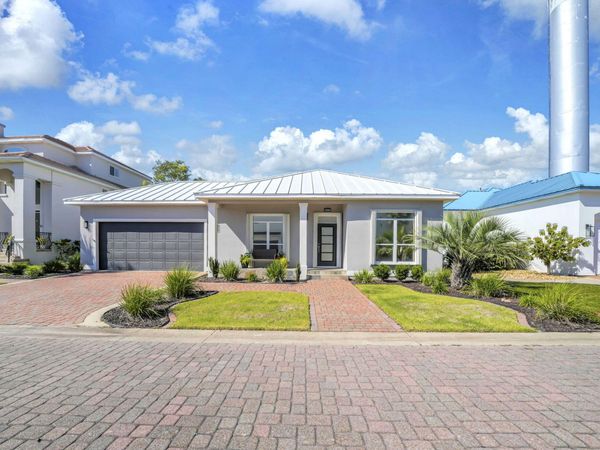 2577 Cayenne Lane, Shalimar, FL 32579