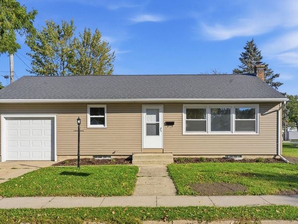 800 W Jefferson St, Waupun, WI 53963