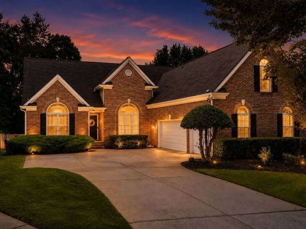 529 Morning Place Way, Suwanee, GA 30024