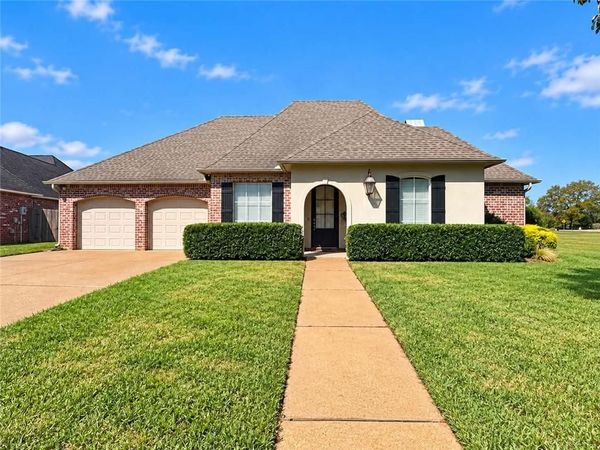 5238 RUE NOTRE DAME, Alexandria, LA 71303