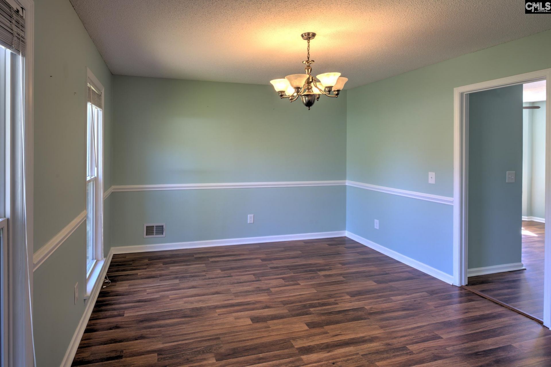 5 Briarcliffe West Court  Photo 8