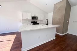 5138 Thornton Drive photo 4