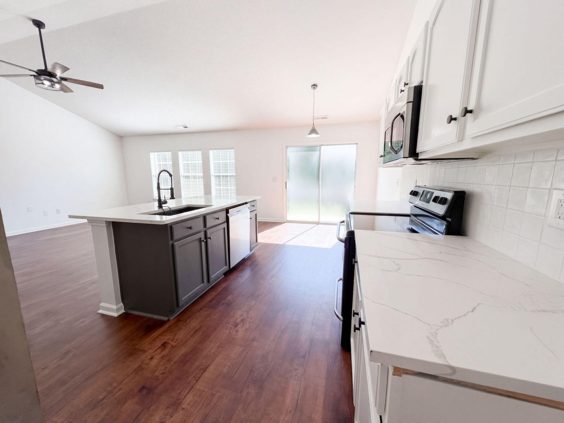 5138 Thornton Drive Photo 8