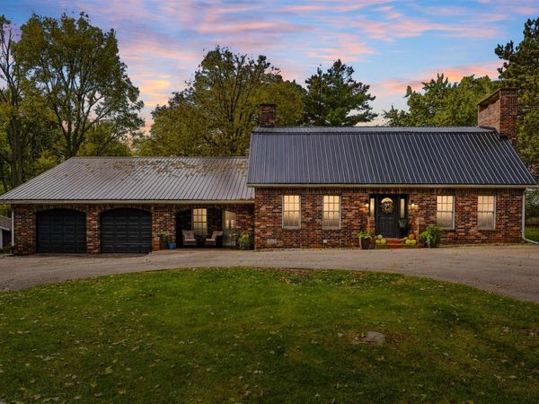 38948 Hwy 410 , Strawberry Point, IA 52076