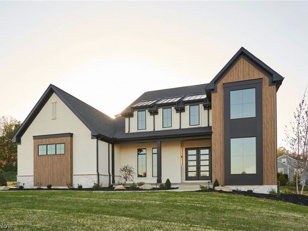 496 Cypress Point Drive , Fairlawn, OH 44333