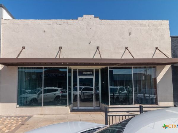 327 E Avenue D , Killeen, TX 76541