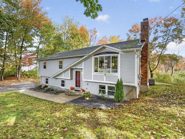 38 Twinbrook Avenue, Salem, NH 03079