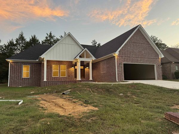 3223 Sugar Creek Drive , Searcy, AR 72143
