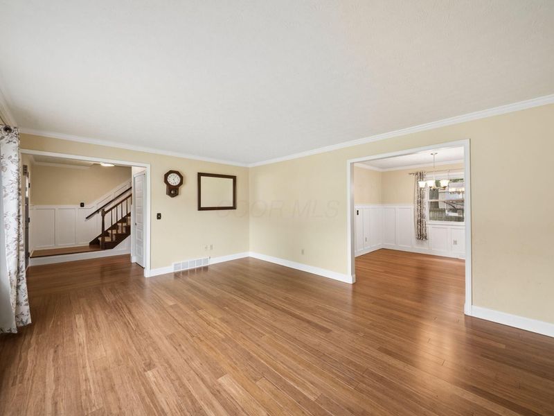 7073 Roundelay Road N, Reynoldsburg, OH 43068 Photo 12