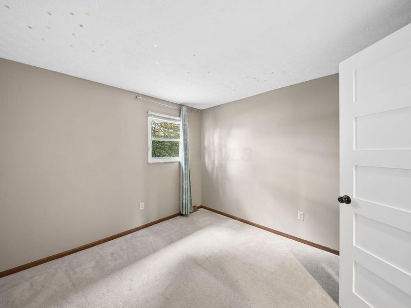 7073 Roundelay Road N, Reynoldsburg, OH 43068 Photo 20