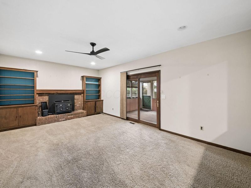 7073 Roundelay Road N, Reynoldsburg, OH 43068 Photo 22