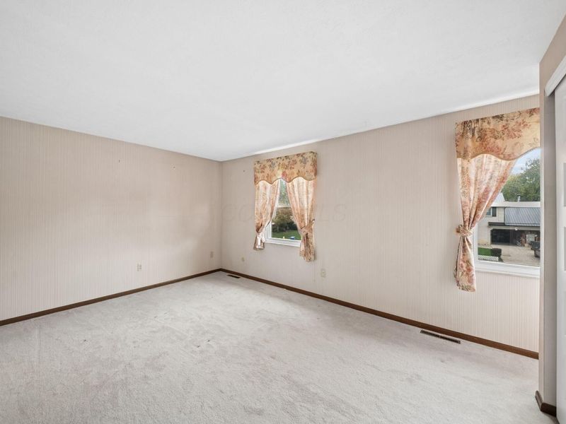 7073 Roundelay Road N, Reynoldsburg, OH 43068 Photo 28