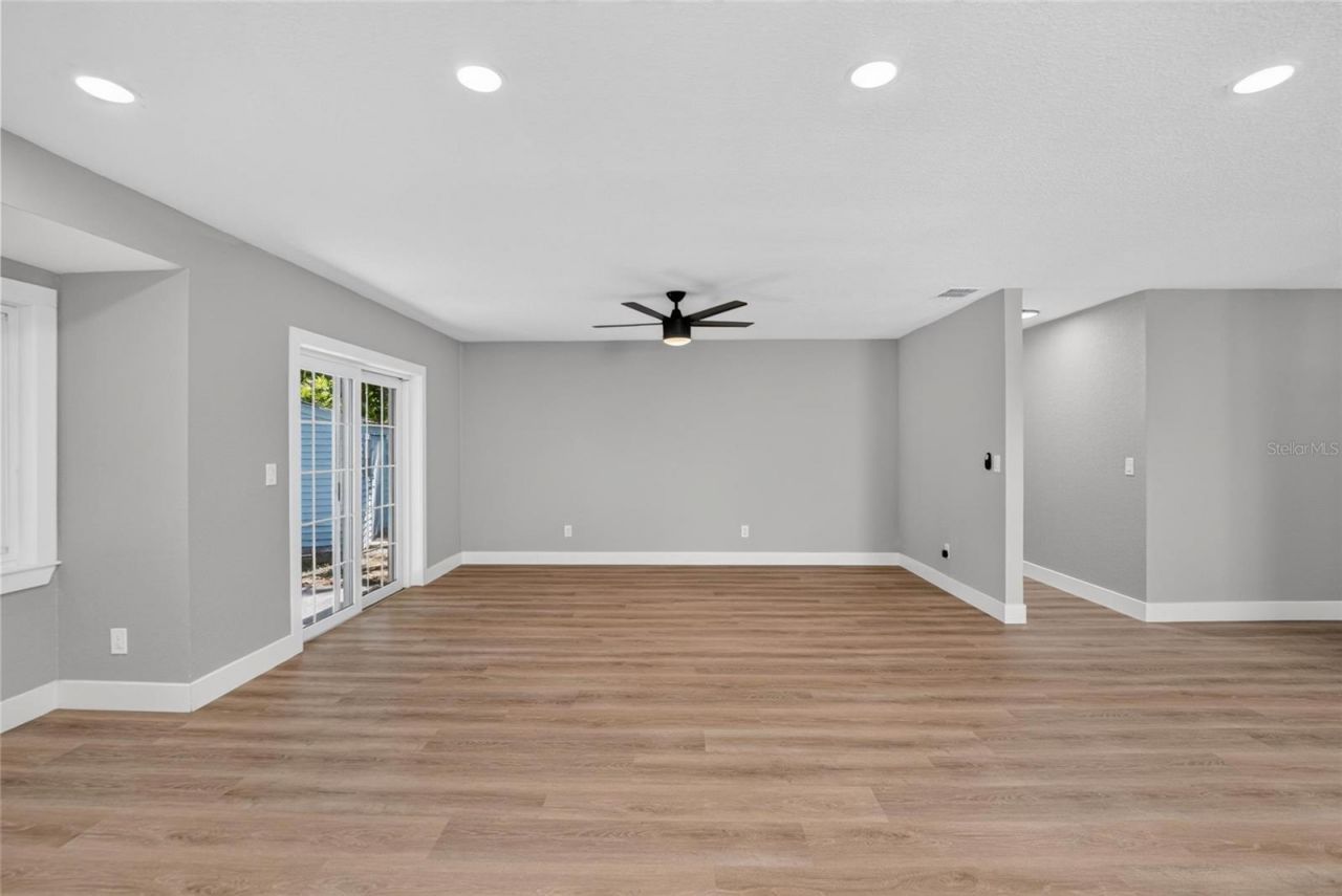 605 Hillpoint Way , Brandon, FL 33510 Photo
