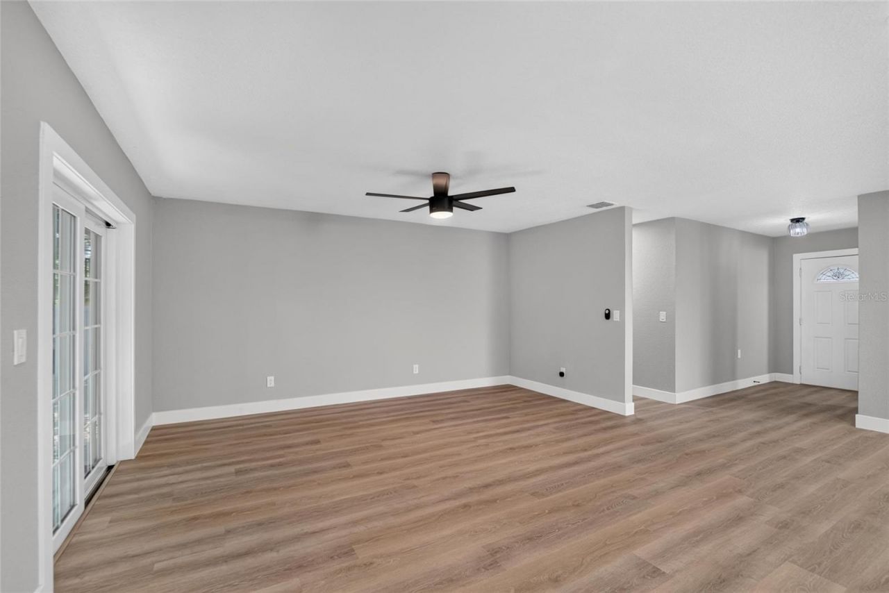 605 Hillpoint Way , Brandon, FL 33510 Photo