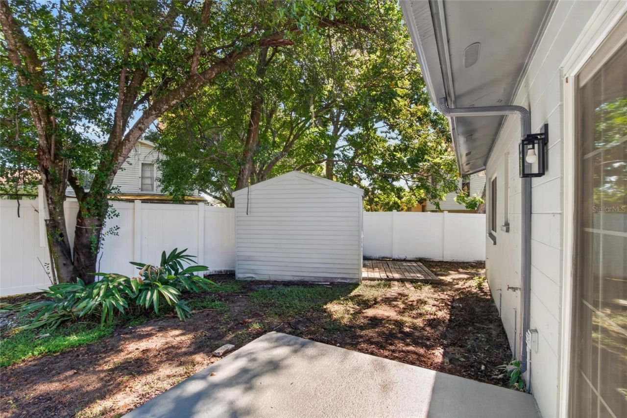 605 Hillpoint Way , Brandon, FL 33510 Photo