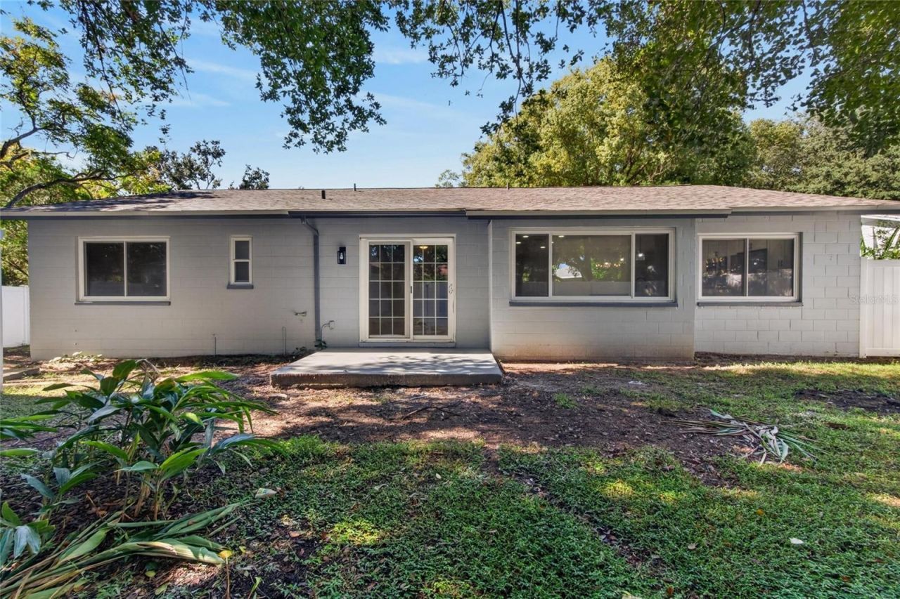 605 Hillpoint Way , Brandon, FL 33510 Photo