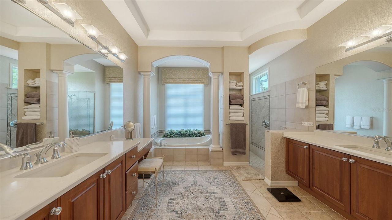 642 Trenton Way, Osprey, FL 34229 Photo