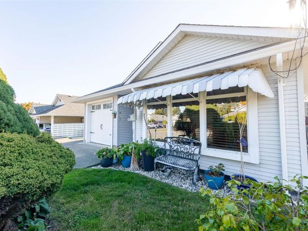 770 Park Pl , Unit #A, Courtenay, BC V9N 8K6