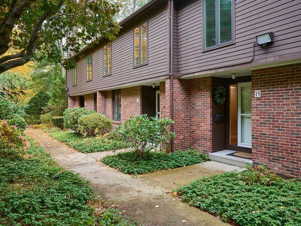 15 Emerson Ct, Unit 15, Amherst, MA 01002
