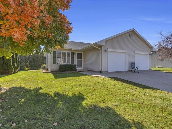 435 Birch Tree AVENUE, Cedar Grove, WI 53013