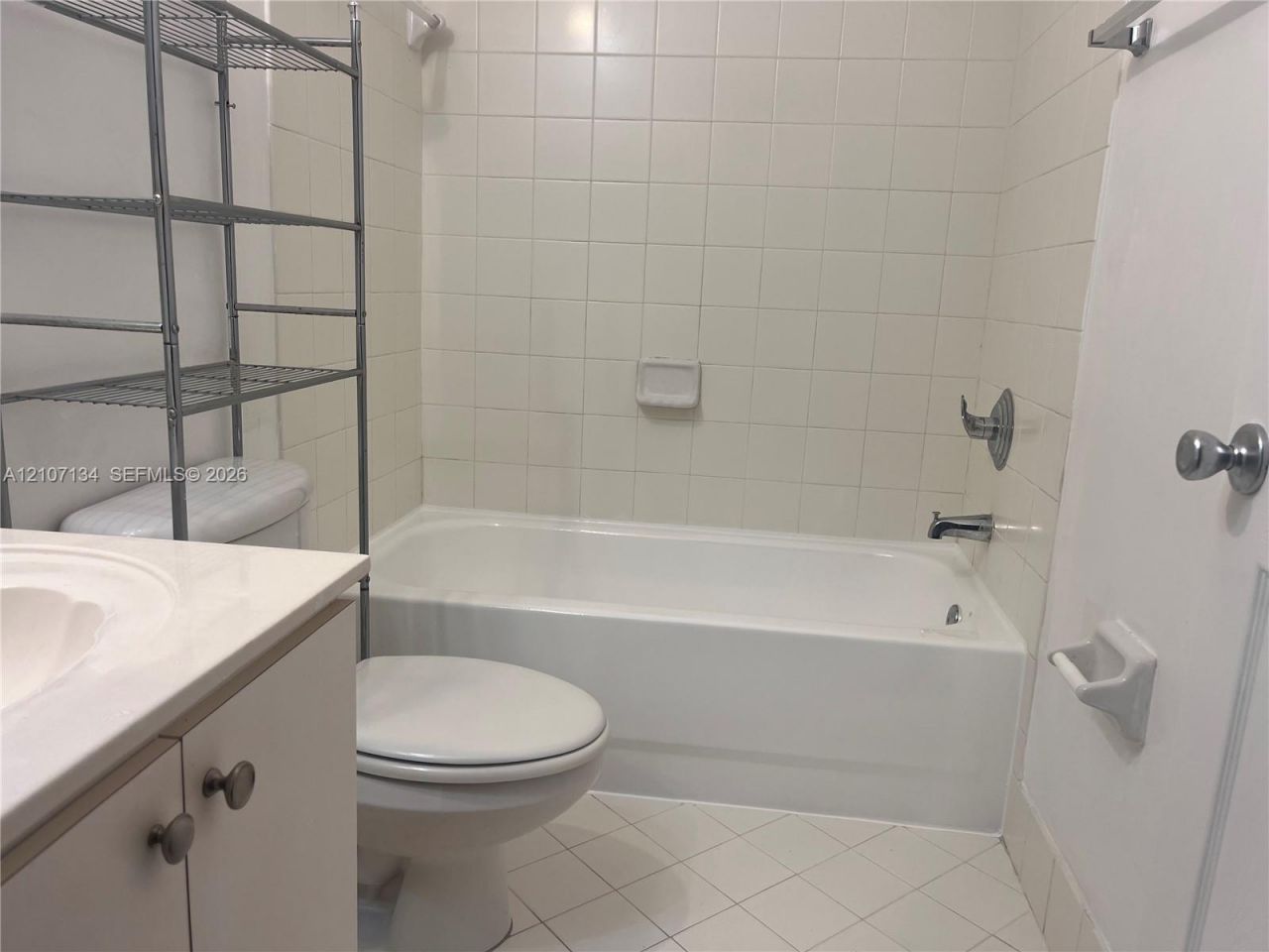 930 NE 33rd Ter , Unit 203, Homestead, FL 33033 Photo