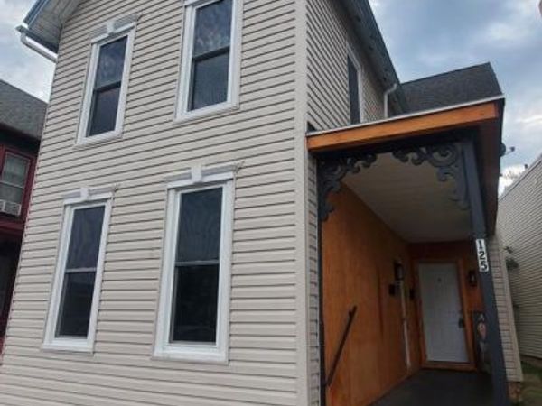 125 E CHESTNUT STREET, HANOVER, PA 17331