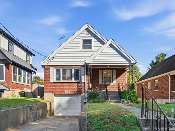 4942 Oaklawn Drive, Cincinnati, OH 45227