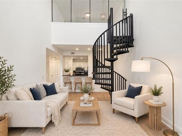 1075 NE Peachtree Walk, Unit A517, Atlanta, GA 30309