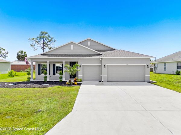 1846 Fairlight Street NW, Palm Bay, FL 32907