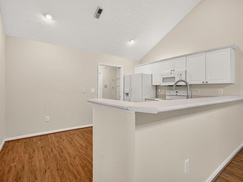 101 Shadymere Lane, Unit 2, Columbus, OH 43213 Photo 17