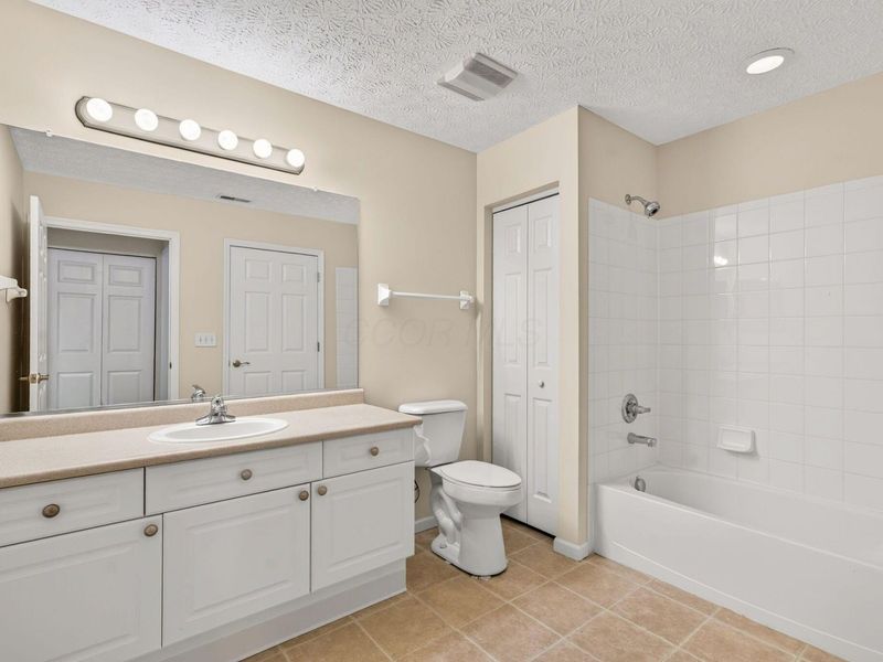 101 Shadymere Lane, Unit 2, Columbus, OH 43213 Photo 31