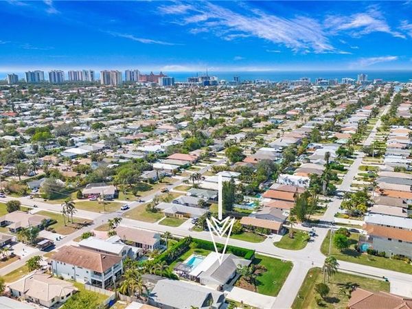 800 100th AVE N, NAPLES, FL 34108