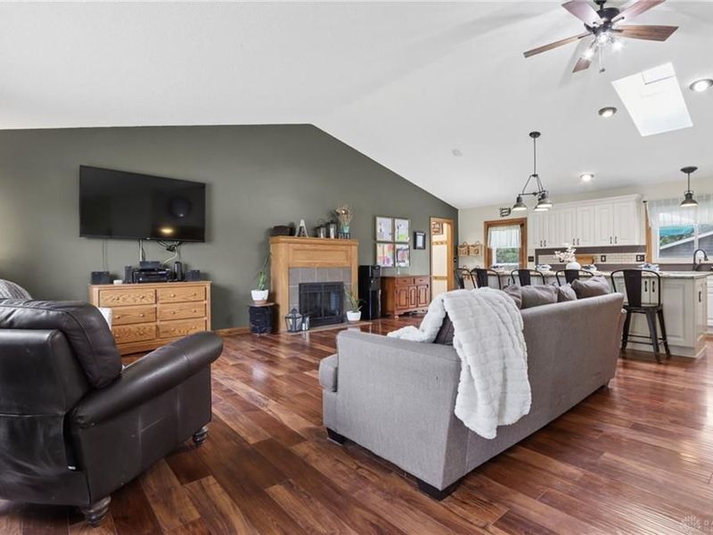 2579 Karok Drive, London, OH 43140 Photo 5