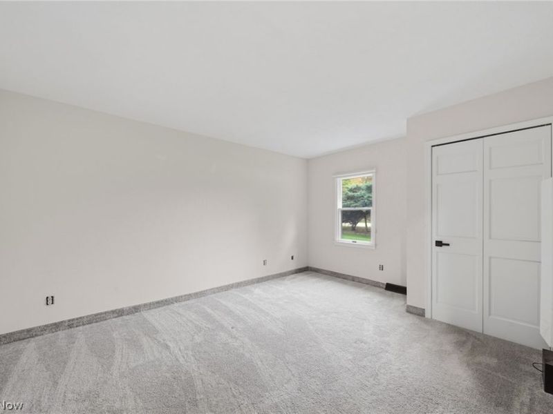 7179 Darrow Road, Hudson, OH 44236 Photo 12