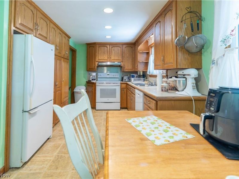 6392 15th Street NE, East Canton, OH 44730 Photo 12