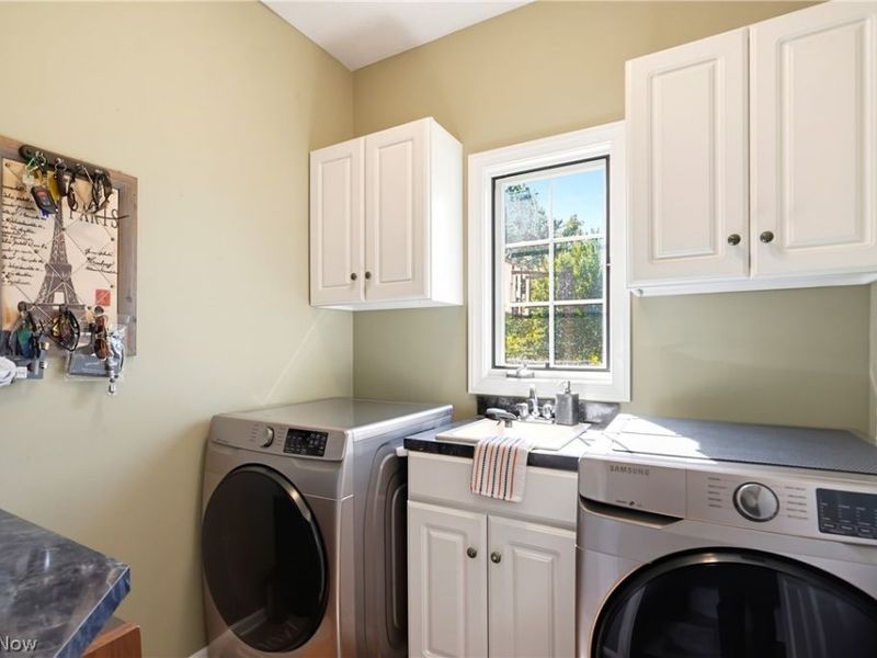 2918 Macduff Drive NW, North Canton, OH 44720 Photo 22