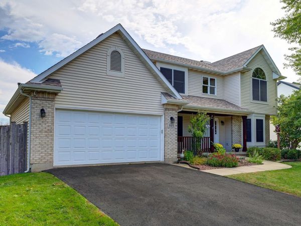 845 Ridge Drive , Elburn, IL 60119