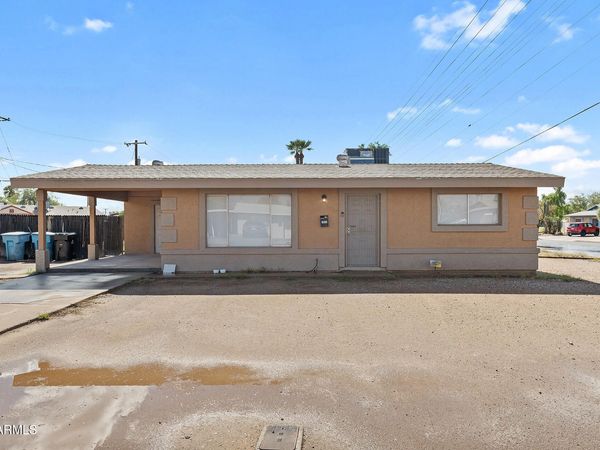 3843 W RUTH Avenue, Phoenix, AZ 85051